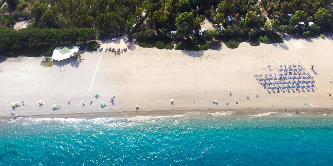 Camping Villaggio L'Ultima Spiaggia Бари-Сардо Экстерьер фото